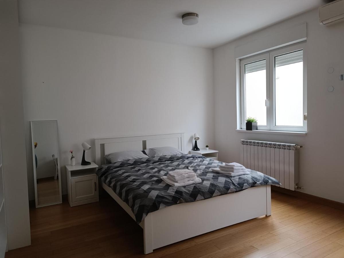 White Apartment Beograd Ngoại thất bức ảnh